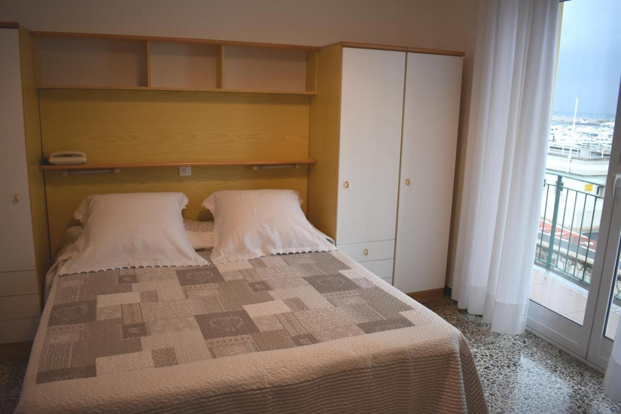 Hotel Garden Marina dʼMarina dʼAndora Eksteriør billede